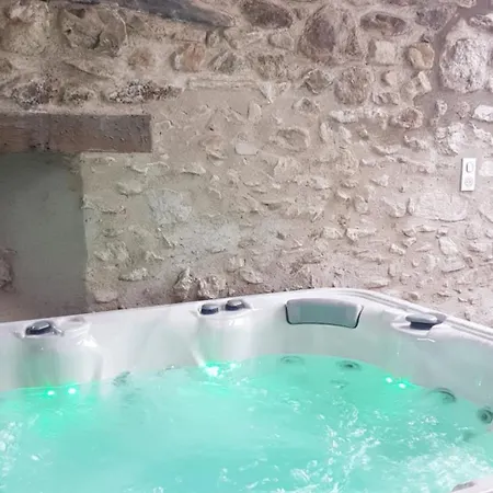 Chez Arnaoutou Vakantiehuis Beaudéan