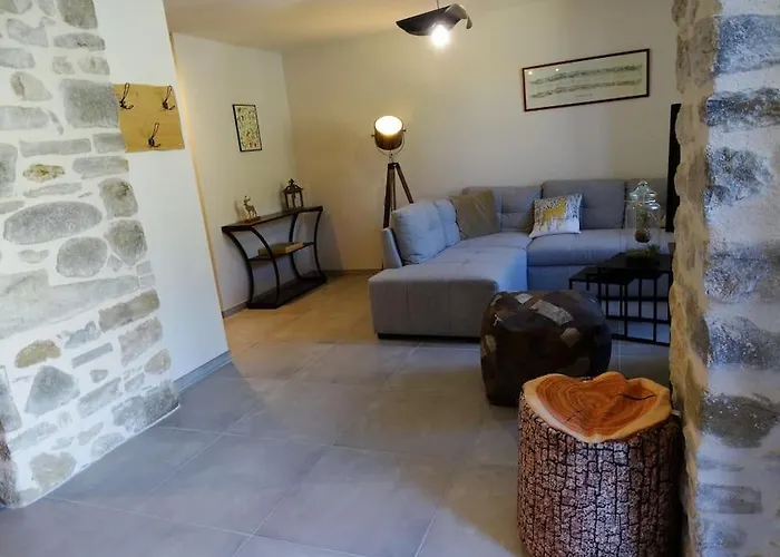 Chez Arnaoutou Feriehus